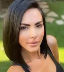 Cum arată Lavinia Pîrva în costum de baie. Soția lui Ștefan Bănică Jr. s-a pozat în ipostaze provocatoare