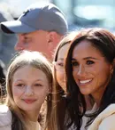 De ce nu poartă Meghan Markle inelul de logodnă. Cum a fost surprinsă ducesa de Sussex