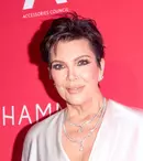 Imaginea care a uimit pe toată lumea. Kris Jenner arată cu totul altfel după o procedură de 100.000 de dolari!
