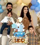 Burak Özçivit și Fahriye Evcen și-au sărbătorit băiatul cel mic. Cum a fost la petrecere