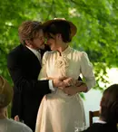 CRONICĂ. Filmul „Dragoste la foc mic”, cu Juliette Binoche și Benoît Magimel, rulează de azi în cinematografe