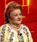 Maria Cârneci vine la 40 de întrebări cu Denise Rifai: „Când ați început să trăiți din muzică?”