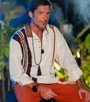 Cum arată și cu ce se ocupă fratele lui Radu Vâlcan. Cristian este cu 11 ani mai mic decât celebrul prezentator