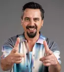 Umorul de sâmbătă seara cu Cosmin Natanticu. „Dacă ar fi să-mi schimb ocupaţia, cred că m-aş pensiona”. EXCLUSIV
