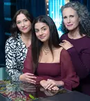 „Drumul spre casă” începe la DIVA. În noul serial joacă Andie MacDowell, dar și o actriță din „Anatomia lui Grey”. Programul de difuzare