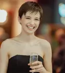 Karina Jianu a fost premiată pentru rolul din „Ana, mi-ai fost scrisă în ADN”. Ce trofeu i-a oferit Margareta Pâslaru