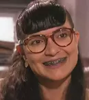 Actrița din „Betty cea urâtă” s-a transformat într-o frumusețe răvășitoare. Fanii nu o mai recunosc!