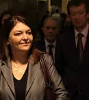 Cine este și cu ce se ocupă Adina Vălean, soția lui Crin Antonescu. S-a căsătorit cu politicianul în secret, departe de România