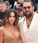 Jason Momoa și Adria Arjona, apariție spectaculoasă la Cannes 2025. Gesturi tandre pe covorul roșu