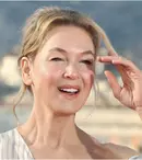 Renée Zellweger, de nerecunoscut în sezonul 5 din „Crime în imobil”! Transformare spectaculoasă pentru noul rol | FOTO