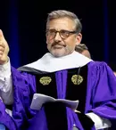 Steve Carell a transformat ceremonia de absolvire a Universității Northwestern într-o petrecere pe ringul de dans. Discursul actorului