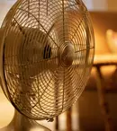 Ventilatorul inteligent: ce funcții moderne îți pot face viața mai ușoară în zilele caniculare