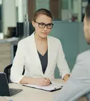 Piața muncii a ajuns la peste 260.000 de joburi noi postate în 2025 și 11 milioane de aplicări pe eJobs.ro. Peste 95% dintre joburile postate au cerut prezență fizică la birou