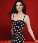 Anne Hathaway, desemnată „cea mai frumoasă femeie din lume”: „Încă pare ireal”. Mesajul transmis de actriță după ce a primit titlul de la  revista People