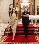 Olena Zelenska și Mirabela Grădinaru, lecție de stil la Cotroceni. Cât a costat rochia purtată de prima-doamnă a României (FOTO)
