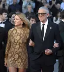 Catherine Deneuve a oprit timpul în loc la Cannes. Cum a reușit să eclipseze tinerele vedete de pe Croazeta