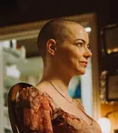 Marile premiere de pe SkyShowtime în iunie 2026: Michael Fassbender și Richard Gere în „Agenția”, iar Emma Stone luptă cu răpitorii în „Bugonia”