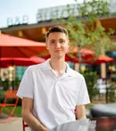 Locuri de muncă pentru tineri de 16-17 ani. Creștere masivă a aplicărilor pe eJobs în 2026 și ce salarii se oferă