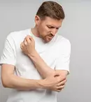 Schimbările de vreme și durerile articulare: mit sau realitate?