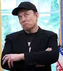 Elon Musk, atac la adresa regizorului premiat cu Oscar care a realizat documentarul despre viața sa. Filmul are 232 de minute