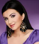 Adriana Bahmuţeanu: „Dacă nu plecam de acasă, nu reveneam pe tv”