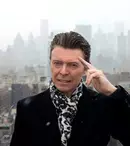 David Bowie semnează tema muzicală din „The Last Panthers”