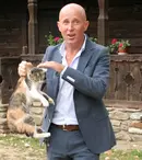 Mugur Mihăescu a speriat fetele la “Mi-s de la ţară” 