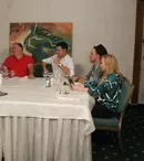 Horia Vîrlan, întâmpinat cu cântec de vedetele invitate la „Cireaşa de pe tort ”