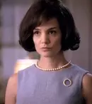 Katie Holmes va fi iar Jackie Kennedy, în miniseria „The Kennedys – After Camelot”
