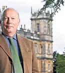 Creatorului serialului „Downton Abbey” are un nou proiect