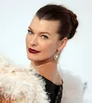Milla Jovovich este din nou mamă: a născut tot o fetiţă
