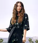 Alanis Morissette scrie o autobiografie despre bulimie şi anorexie