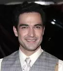 Alfonso Herrera („Rebelde”, „Sense8”) are un serial nou