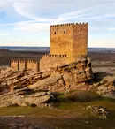 Noi decoruri în „Urzeala tronurilor”: Tower of Joy