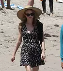 Chris Martin s-a logodit cu Annabelle Wallis?