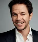 Pentru „Transformers: The Last Knight”, Mark Wahlberg îşi începe ziua la ora 02.00