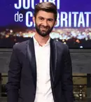 Paul Ipate s-a lansat în muzică. Ascultă prima lui piesă, „Coffee on your skin”