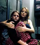 Recomandarea TVmania pentru seara de marți, 21 martie: „Camera de refugiu”, cu Jodie Foster