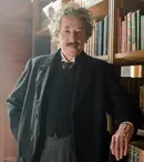 INTERVIU EXCLUSIV. Geoffrey Rush, despre rolul din serialul „Geniul” de la Nat Geo: „Einstein e un personaj care te sperie”
