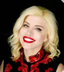 Loredana a lansat albumul „Ador”