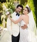FOTO. Cum au arătat Burak Özçivit şi soţia sa la premiera filmului “Kardeşim Benim 2”