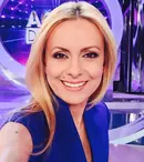 Antena 1 împlinește 30 de ani de existență, iar Simona Gherghe 22 de când este angajata postului. Cum arăta prezentatoarea în prima zi de muncă