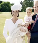 GALERIE FOTO. Kate Middleton a născut al treilea copil!