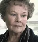 La 84 de ani, actrița Judi Dench luptă cu o maladie degenerativă: „Nu mai pot să citesc”