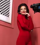 Ana Baniciu a lansat un nou single, #altcineva , o noua piesa care anunta inceputul unei perioade din cariera artistei