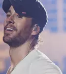 VIDEO. Enrique Iglesias dansează cu fiica lui de numai 2 luni. Primele imagini cu mezina familiei