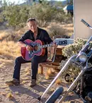 Privind înapoi cu nostalgie. Ce trebuie să știi despre documentarul „Western Stars”, disponibil pe HBO GO