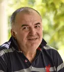 Cum arată gospodăria lui Florin Călinescu din Buftea. Are o curte imensă, cu zeci de animale și livadă proprie