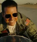 „Top Gun” împlinește 35 de ani de la lansare, dar „Top Gun 2” se amână pentru la toamnă