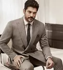 Burak Özçivit, implicat într-un super scandal pe platourile de filmare
